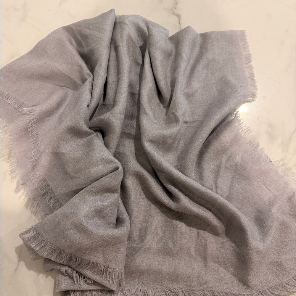 Elegant Gray Fringed Scarf